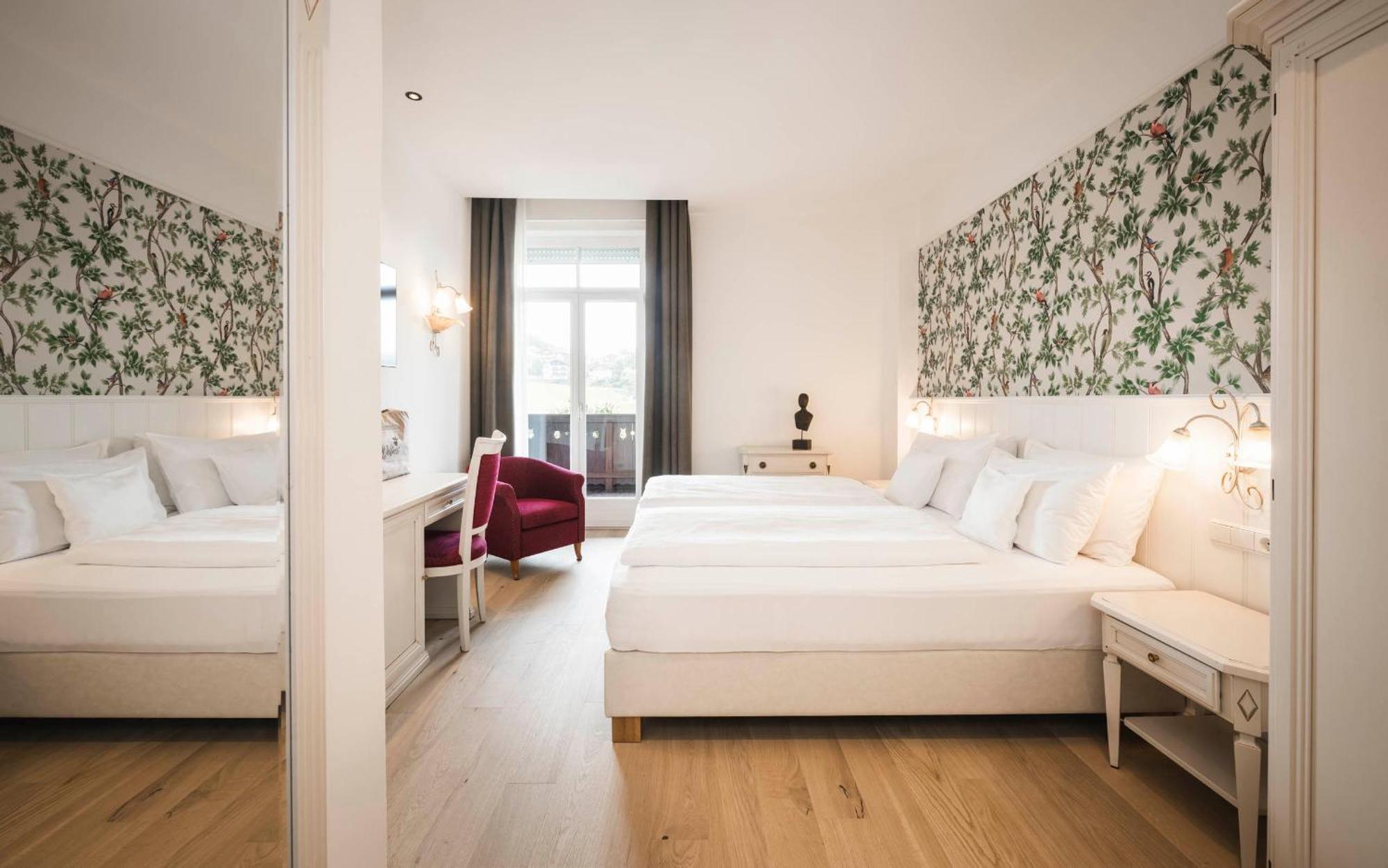 Hotel Villa Kastelruth Ngoại thất bức ảnh