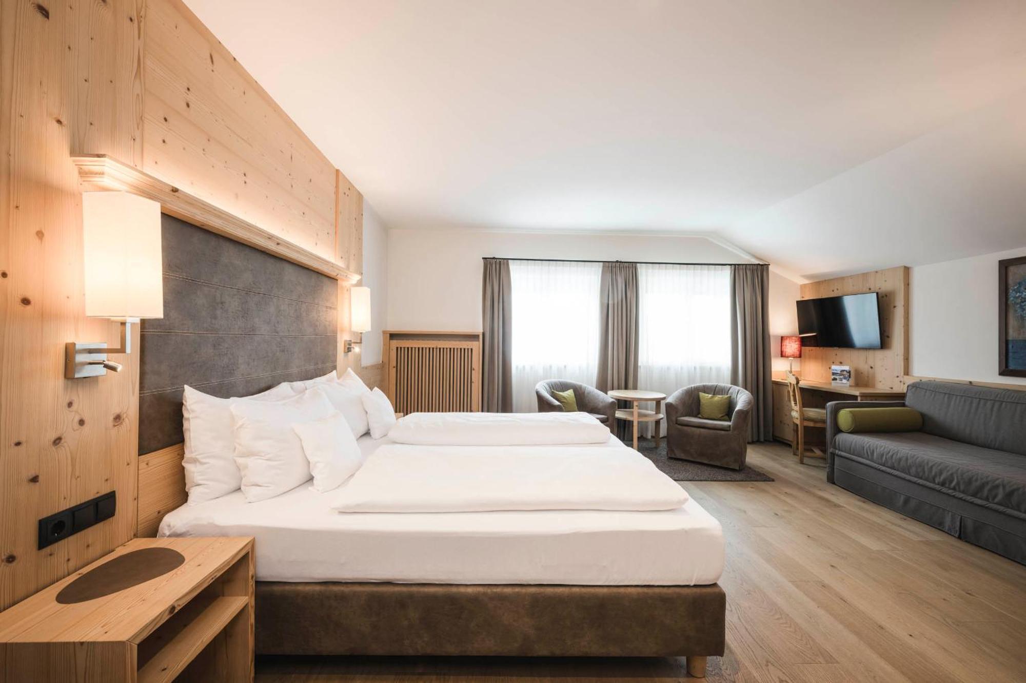 Hotel Villa Kastelruth Ngoại thất bức ảnh
