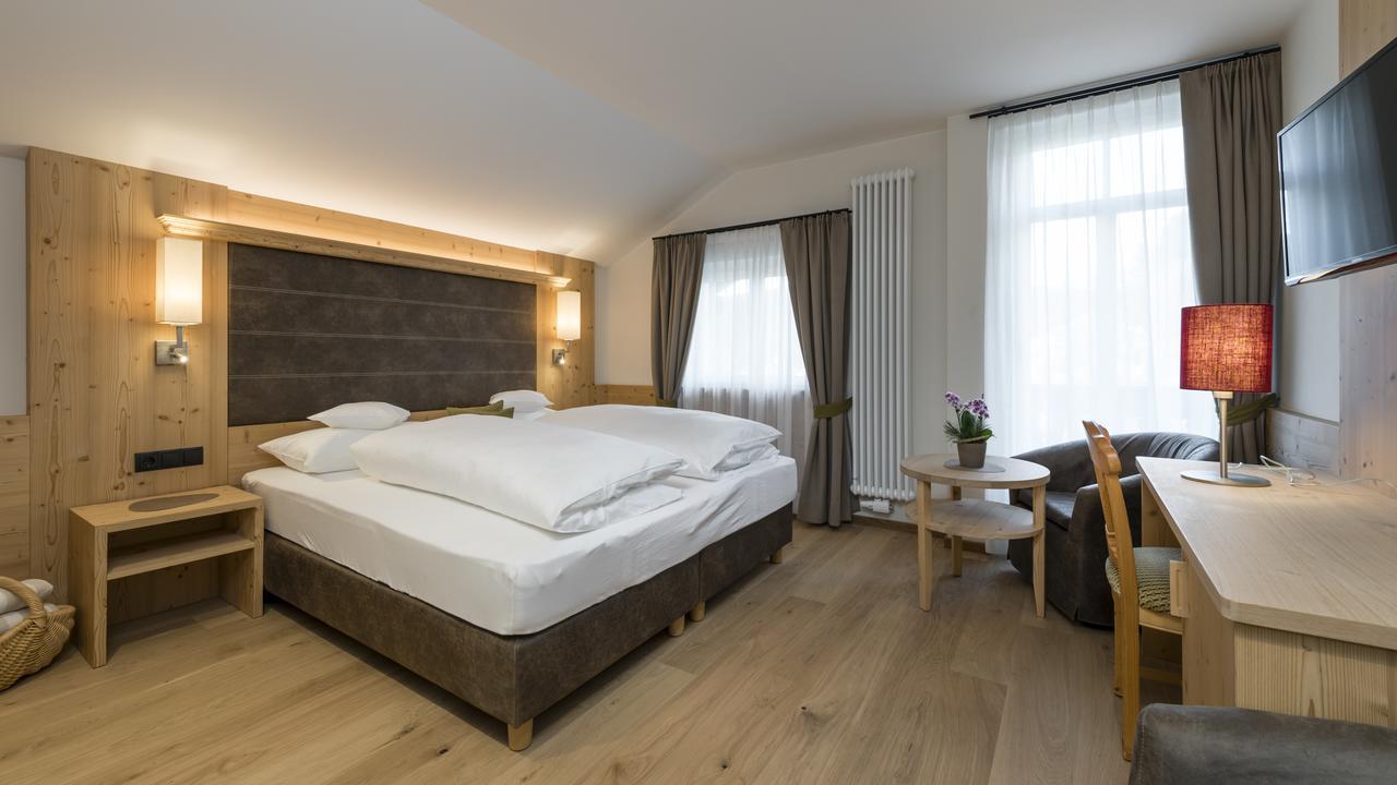 Hotel Villa Kastelruth Ngoại thất bức ảnh